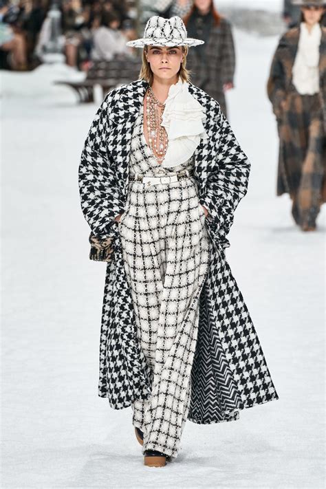 chanel giacche 2019|Chanel fashion show.